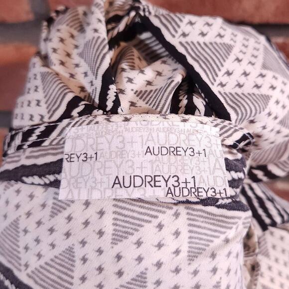 Audrey 3+1 Geometric Print Long Sleeve Faux Wrap Romper Bohemian Women's S - Picture 6 of 6